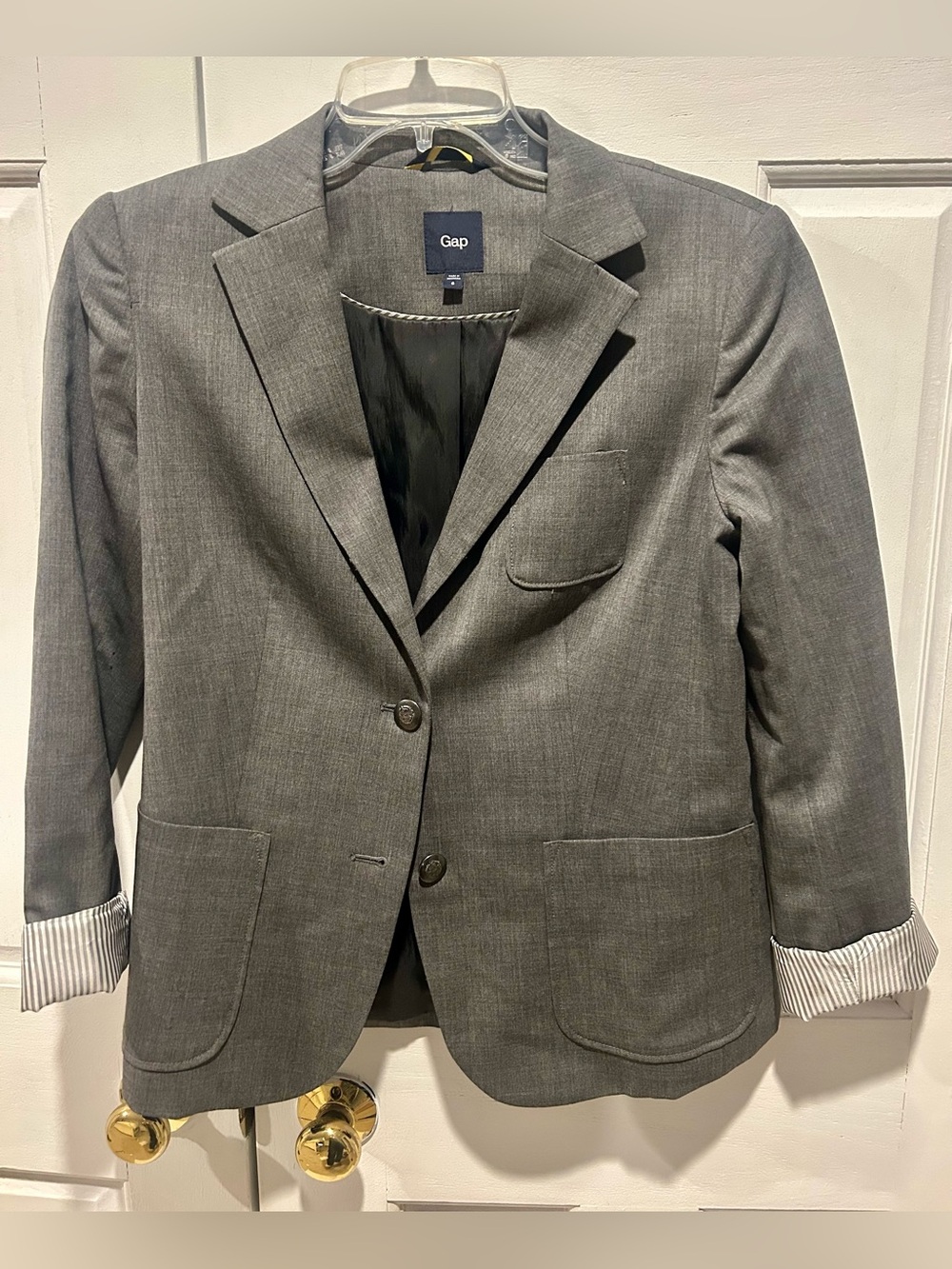 GAP Women’s Heather Gray Two-Button Blazer
